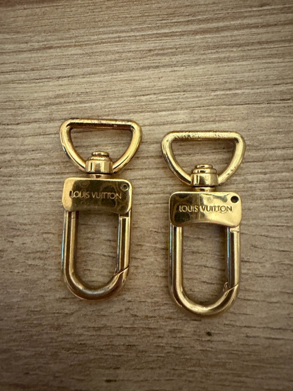Louis Vuitton Gold Tone Swivel Clips for Straps (Pair)